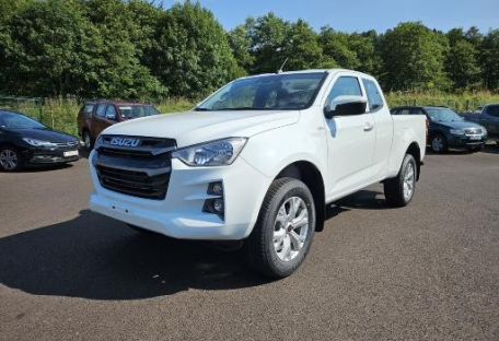 ISUZU    D-MAX    1.9Ddi    164CH    N60 BB SPACE A/T    TVA RECUPERABLE