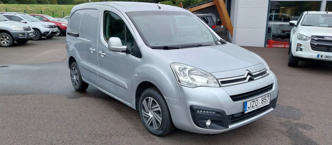 CITROEN    BERLINGO    1.6HDI    100CH    CLUB    TVA