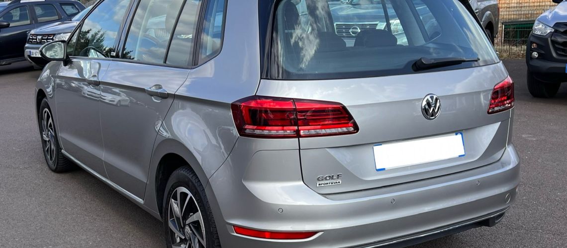 VOLKSWAGEN GOLF SPORTSVAN 1.6 TDI 115CH DSG7 CONNECT BMT